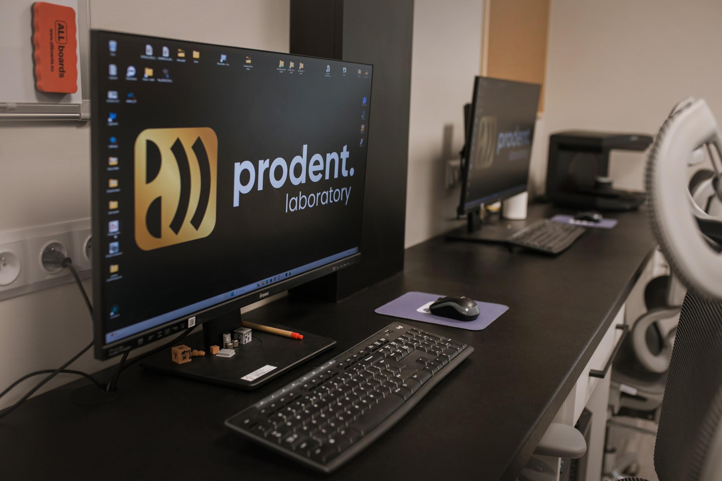 Projekt cyfrowy pracy protetycznej na monitorze w laboratorium ProDent